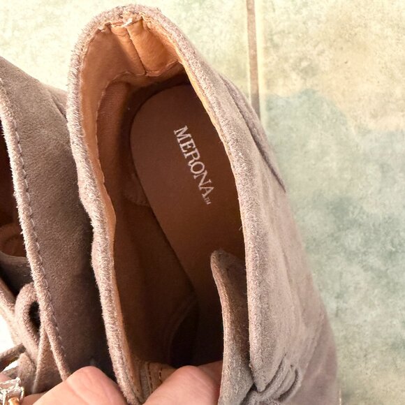 Merona Tan Suede Chukka Lace Up Booties Size 8 Lugg Gum Sole - Picture 7 of 10